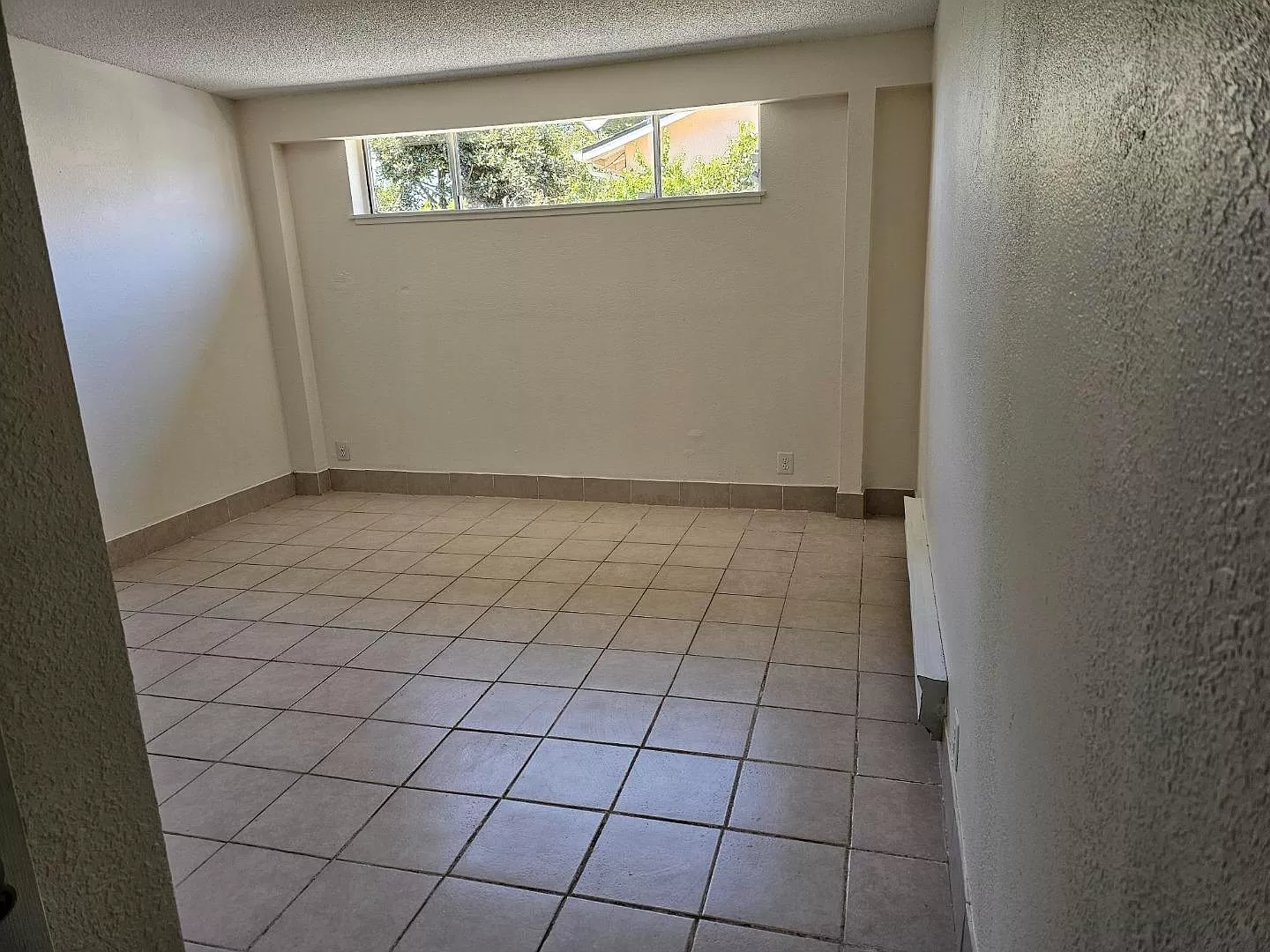 Bedroom 3 (~14×17) with large closet.