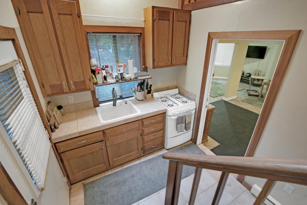 Ground-floor kitchen.