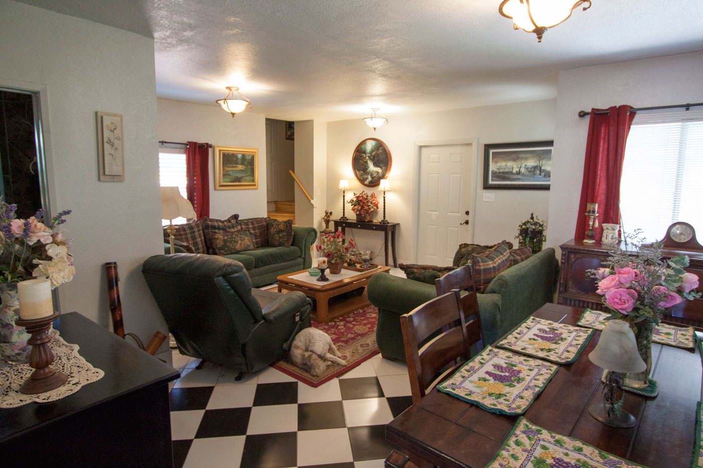 Living room with dining area ~14×22.