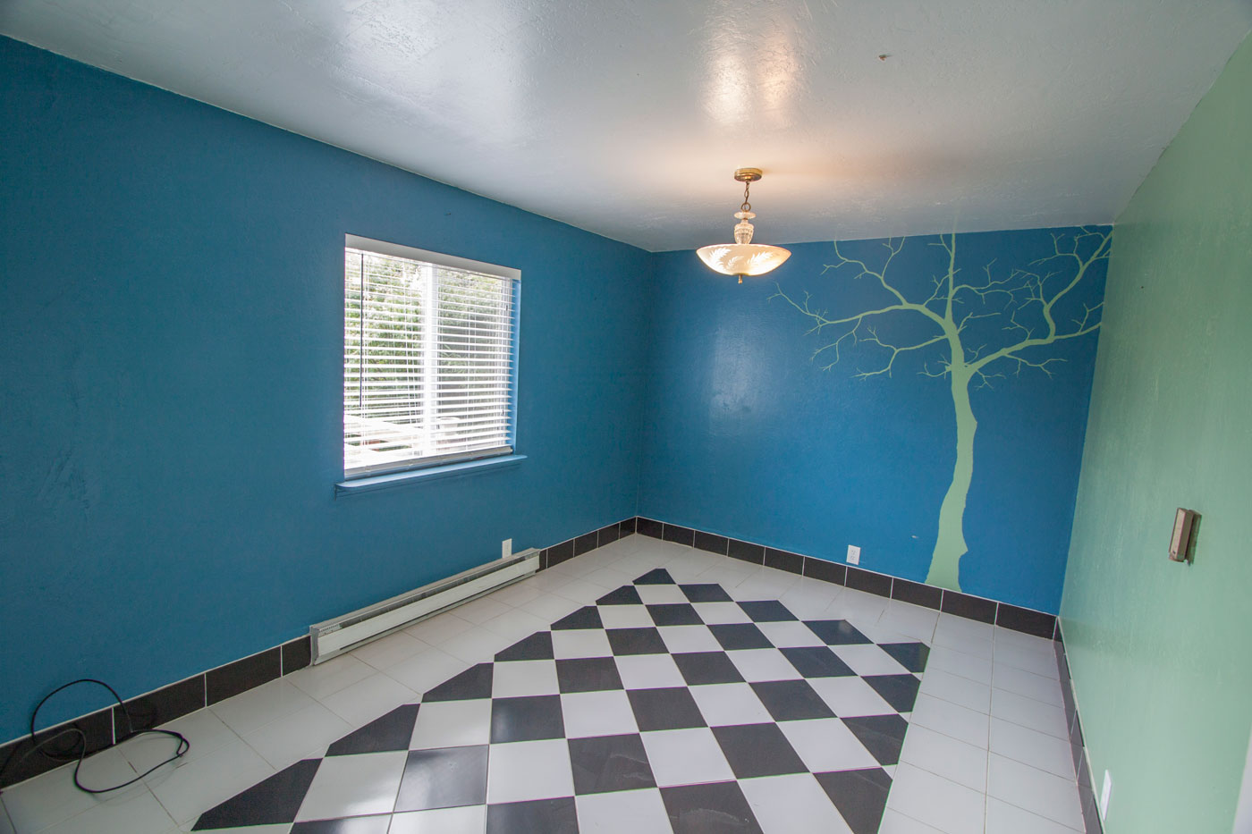 Guest bedroom unfurnished.